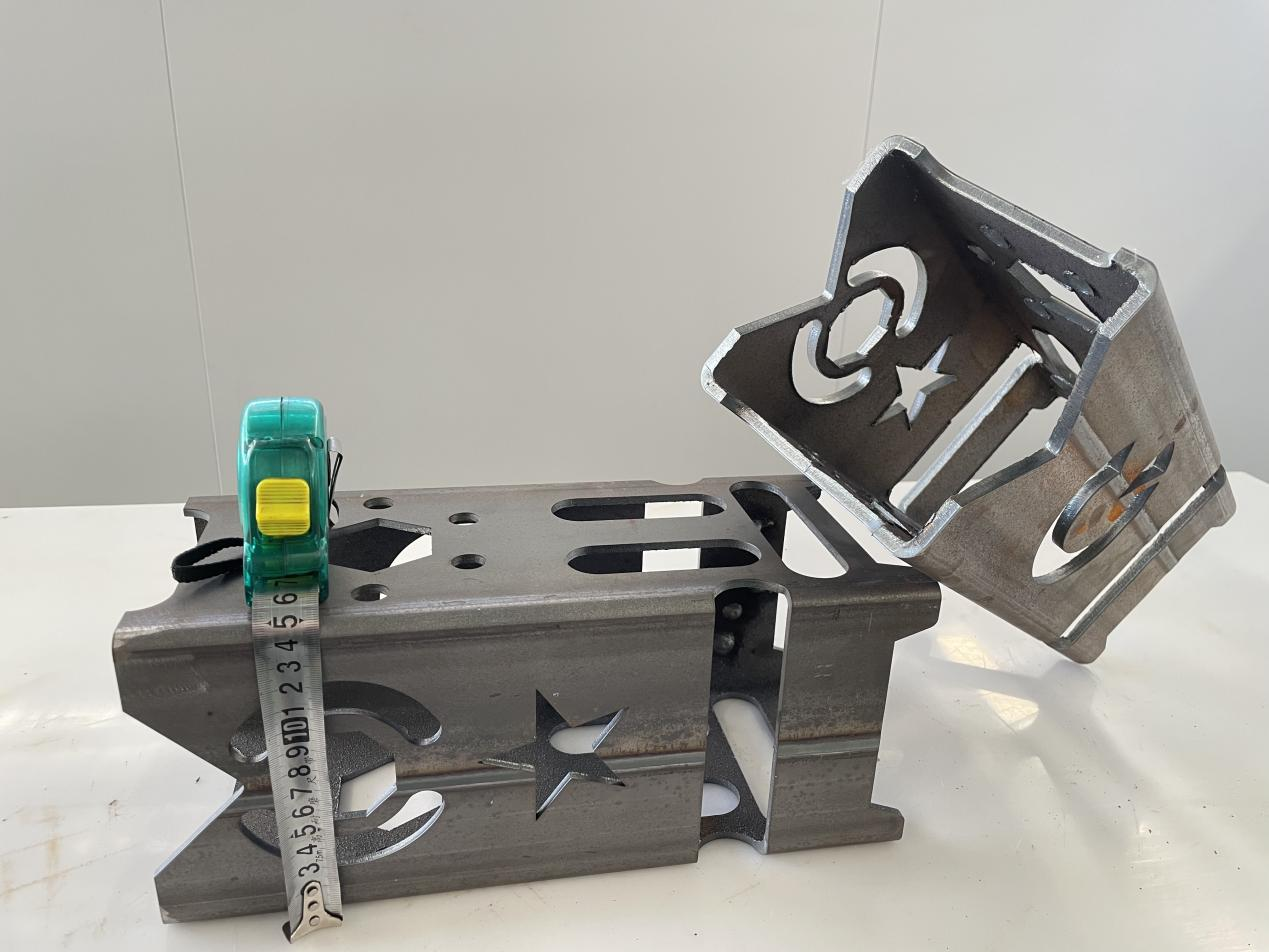 不銹鋼激光切割，做到這一點，徹底解決“毛刺”問題？